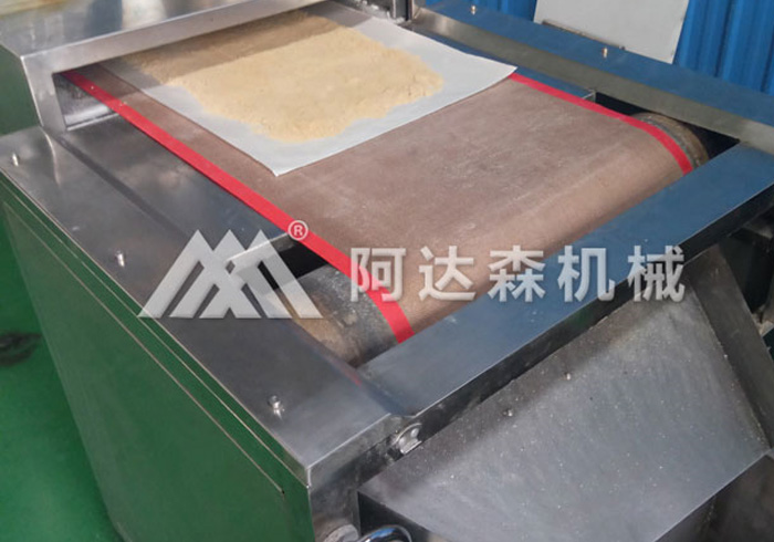 微波干燥機的特點優(yōu)勢：節(jié)能效率高、工藝先進